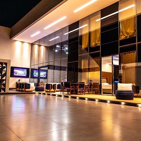 Dubai Motel Петролина Экстерьер фото